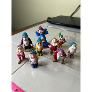 Disney Snow White Seven Dwarfs Mini Figurines Collection Set Toy Kids